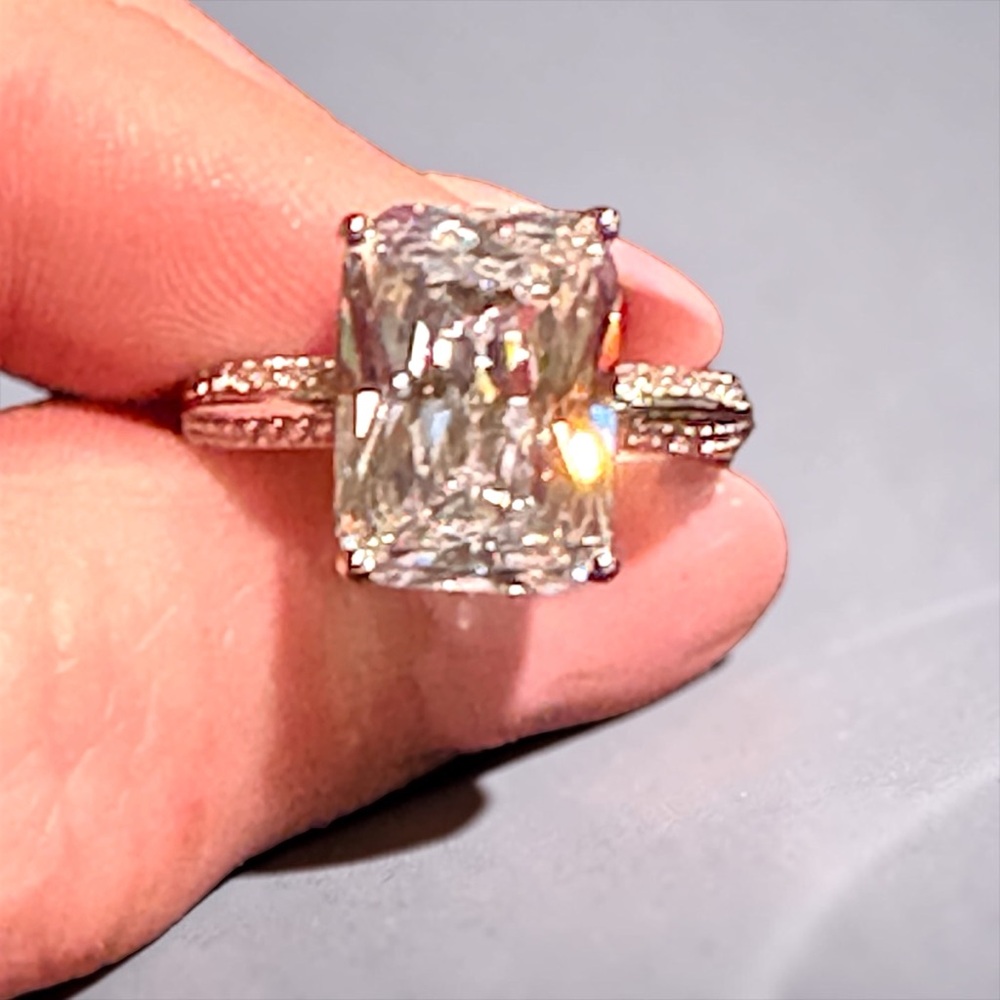 3CT White Moissanite Solitaire Pavé Engagement Ring - Women's Jewelry - Picture 3 of 7